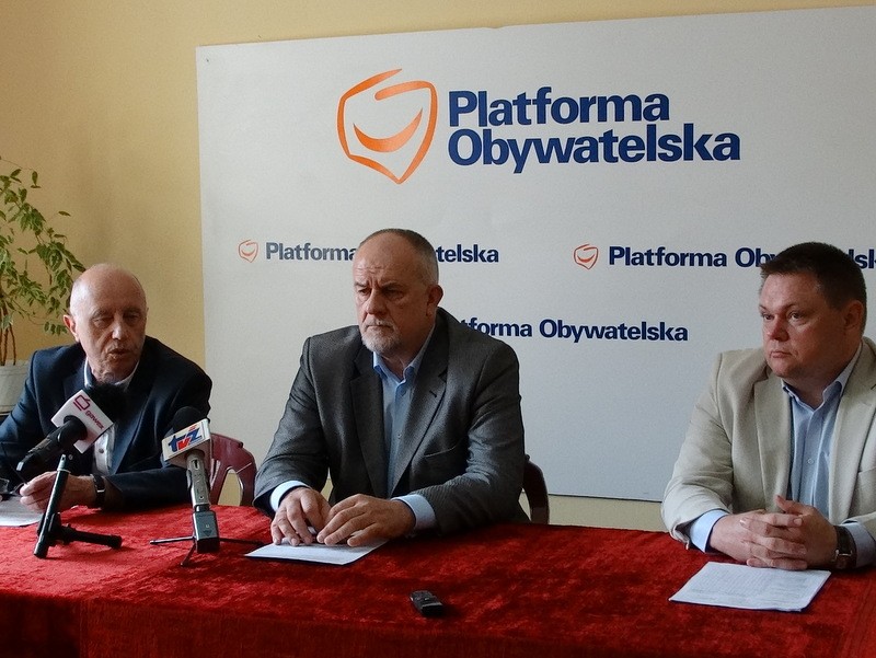 Platforma przekonuje lokalnie