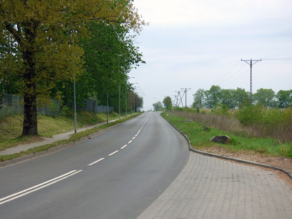 Powiat sprzeda, Kronospan kupi - dwa kawałki dróg