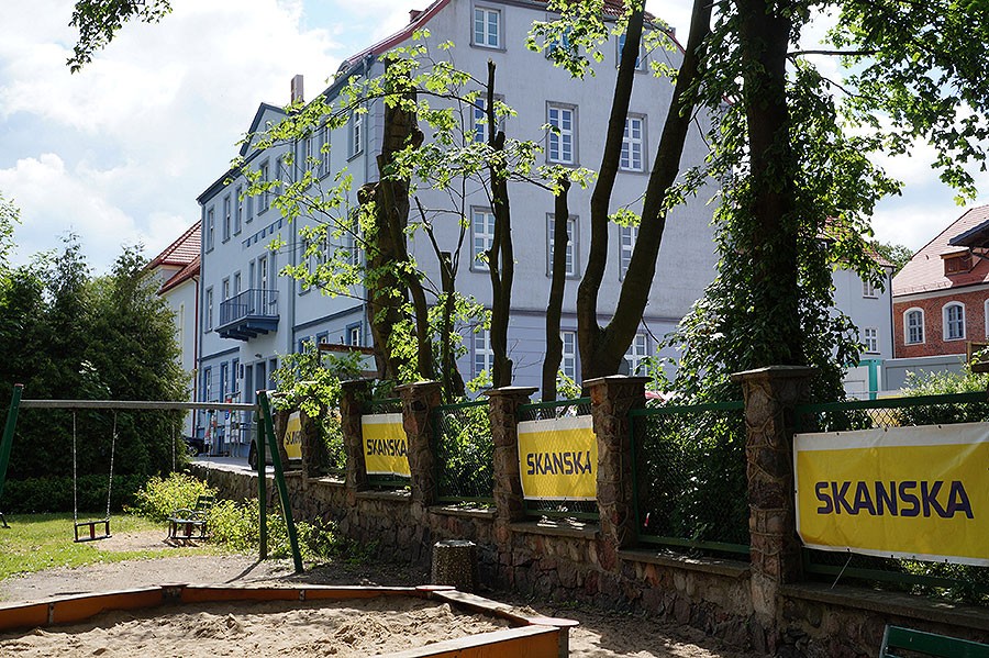 Kolejne drzewa w Szczecinku idą właśnie pod topór