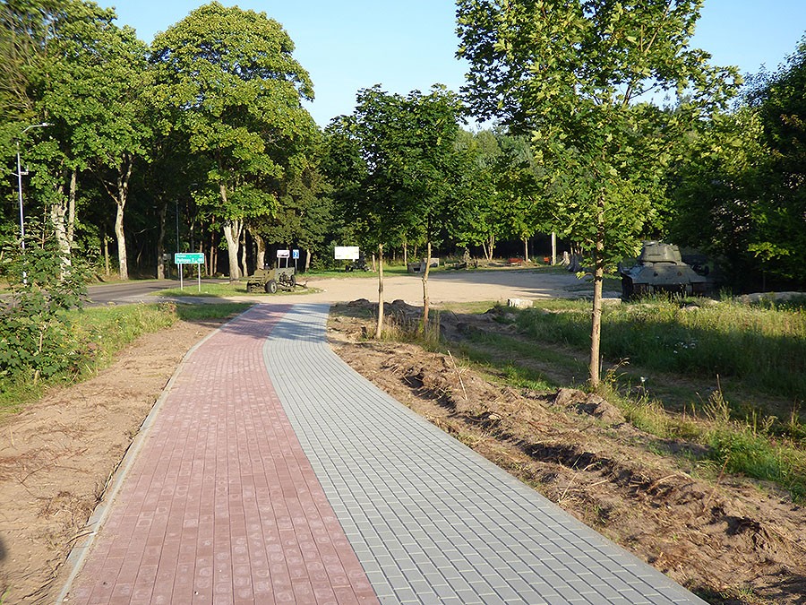 Chodnikiem do bunkra 