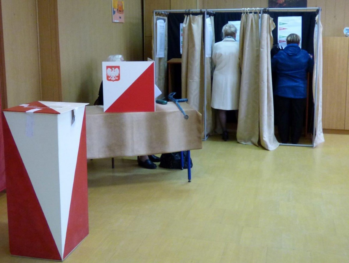 Sześciu chętnych na jeden mandat