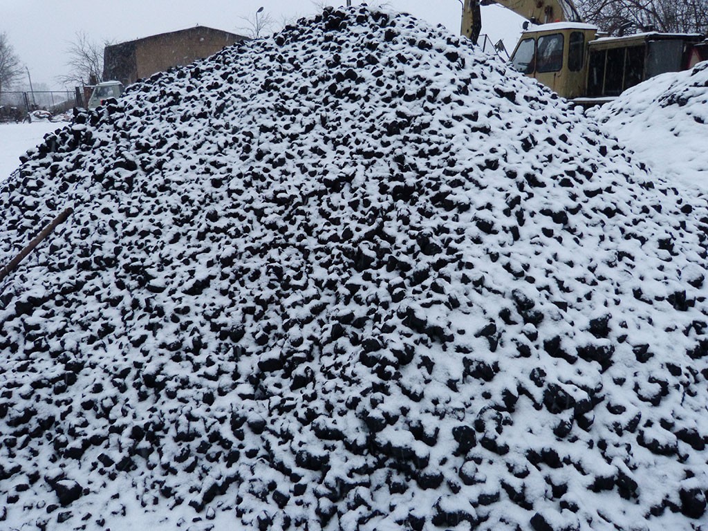 Opał tanieje, bo nie ma zimy