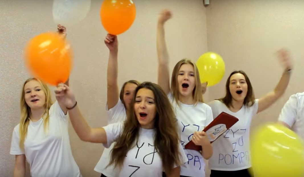 Żyj z pompą! Sukces uczniów z Gimnazjum nr 2 (wideo)