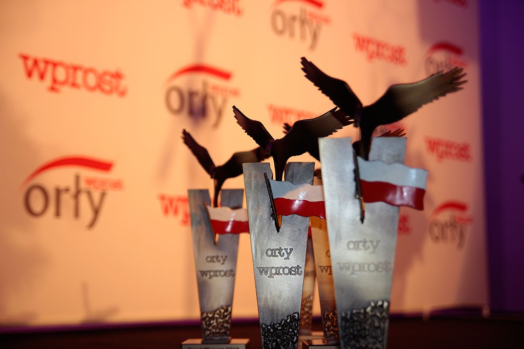 Kronospan z wyróżnieniem Wprost