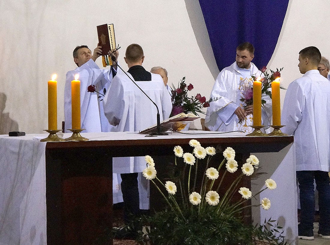 Triduum Paschalne rozpoczęło się w Wielki Czwartek