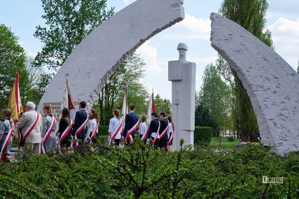 Przypominanie historii, pytania o patriotyzm