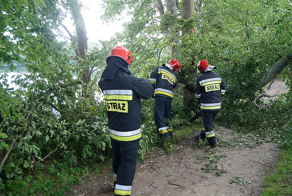 Strażacy - ochotnicy pomagają także w mieście. Radni: Czy w Szczecinku mieszka 