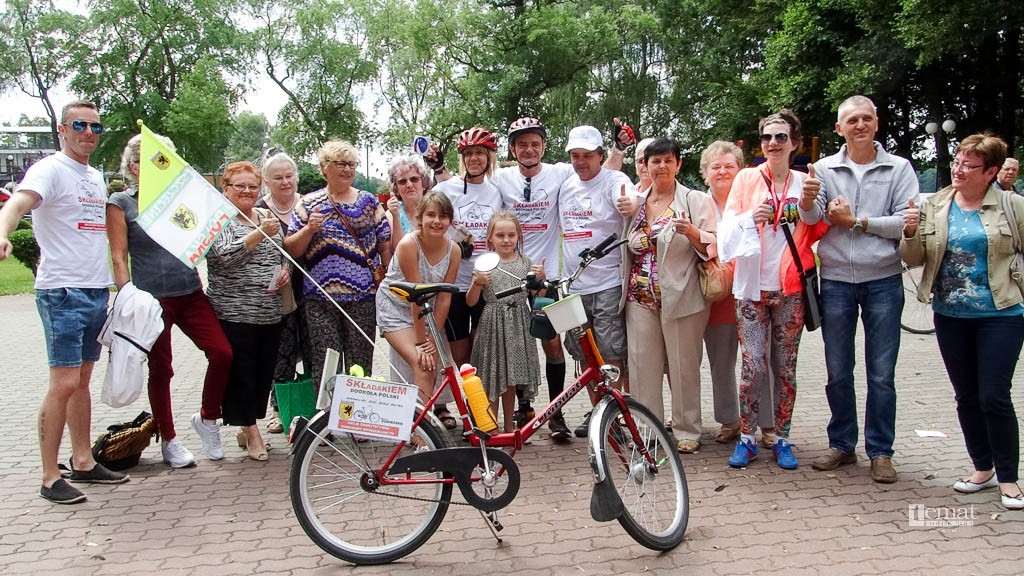 Składakami jadą wokół Polski
