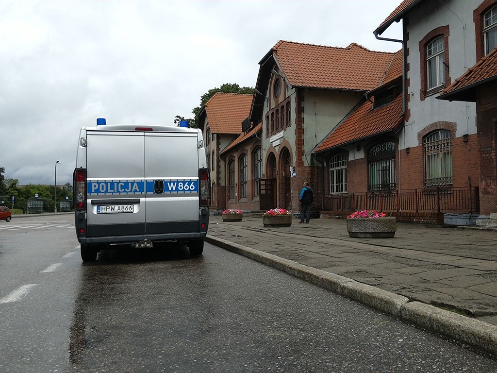 Dworzec PKP zamknięty. Powód - pozostawiona torba
