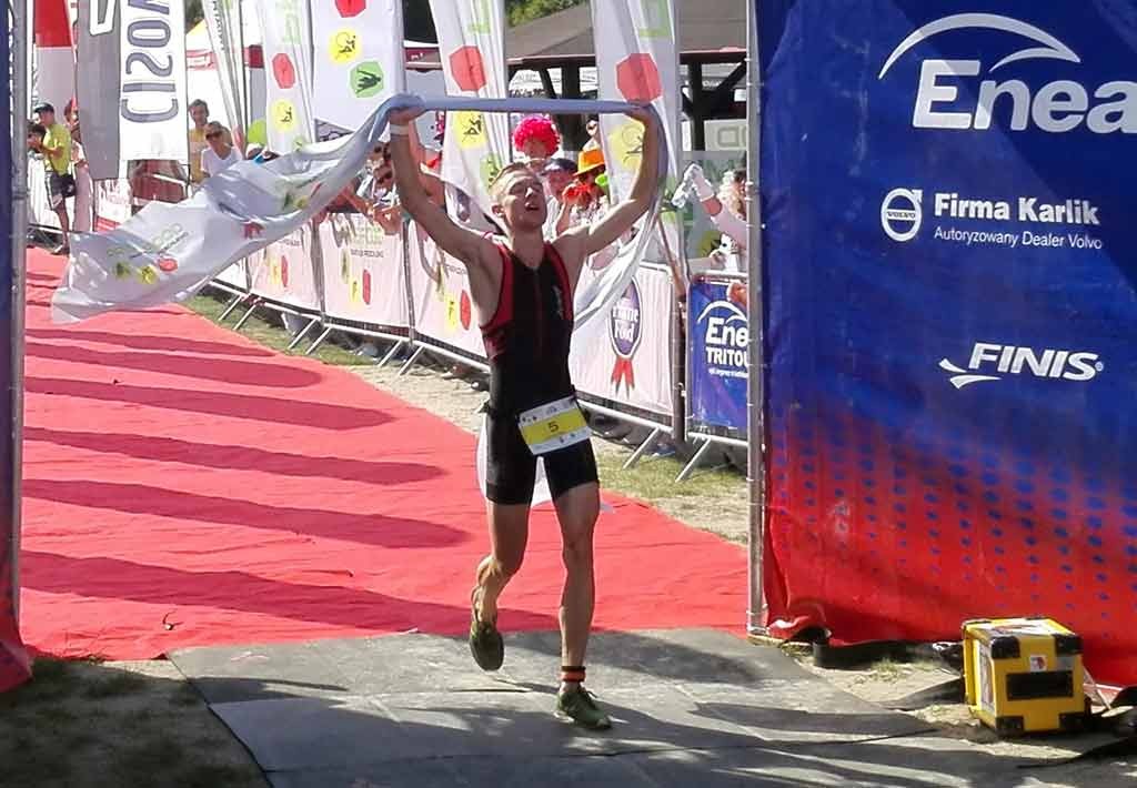 Igor Siódmiak bezkonkurencyjny w triathlonowym sprincie