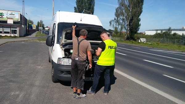 35 mandatów i 8 zatrzymanych dowodów. Jeździmy złomem?