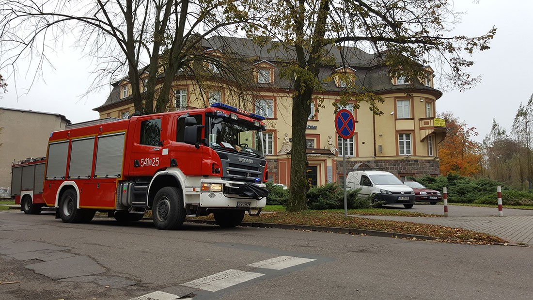 Alarm pożarowy w banku Pekao na ul. Mickiewicza