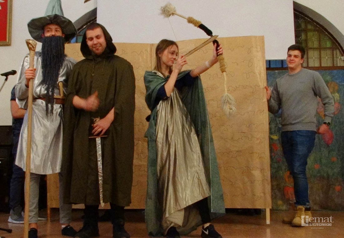 Robili selfie z książkami i pięknie czytali