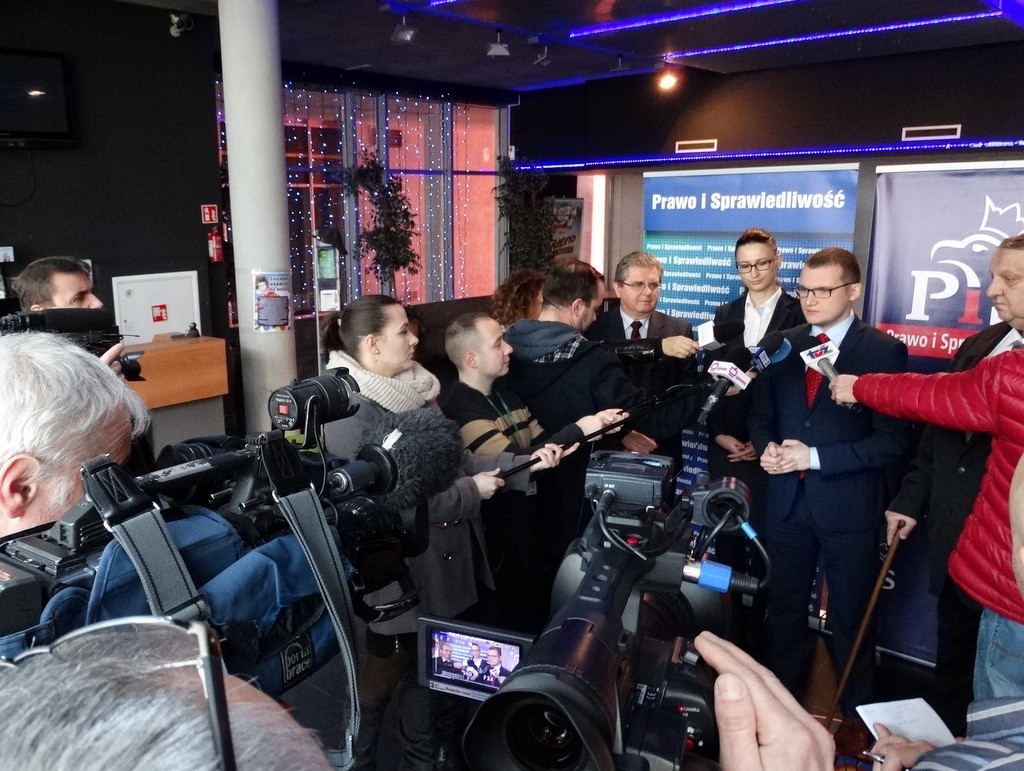 PiS w Szczecinku podsumowuje rok rządów. Przyjedzie prezydent i premier?