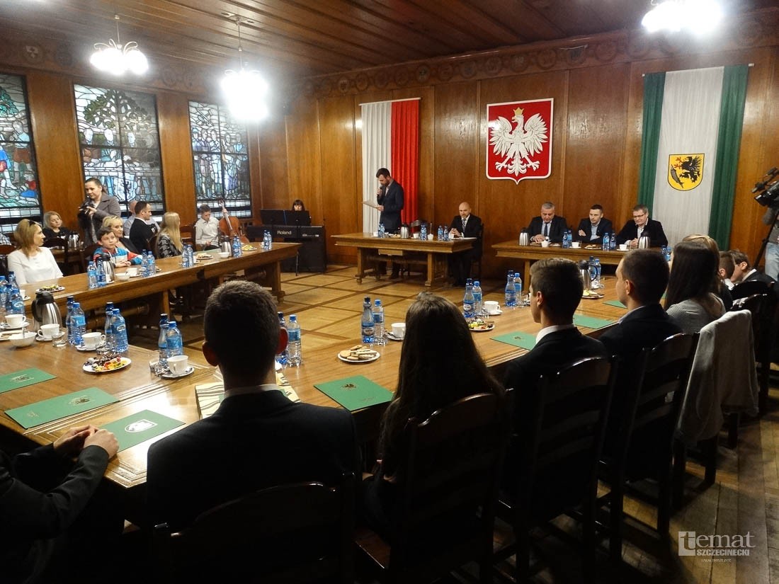 Najzdolniejsi ze stypendiami burmistrza
