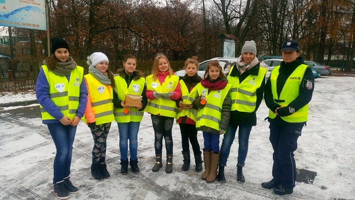 Kwaśna cytryna lub nagroda. Wspólna akcja uczniów SP4 i policji