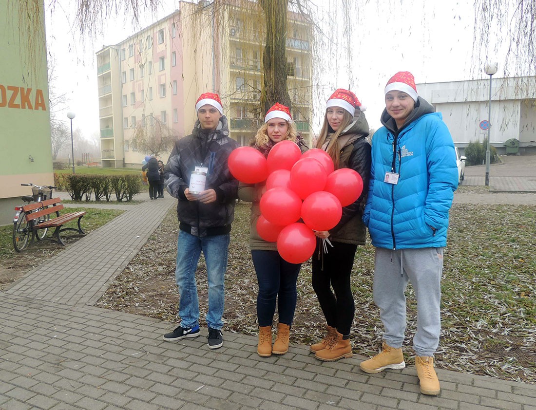 Poszukiwali Mikołaja na ulicach
