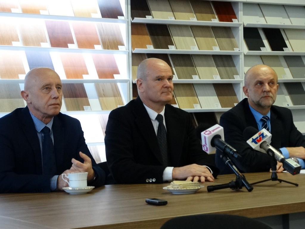 UTWS, czyli gigantyczny filtr na kominy Kronospanu, już z pozwoleniem na budowę