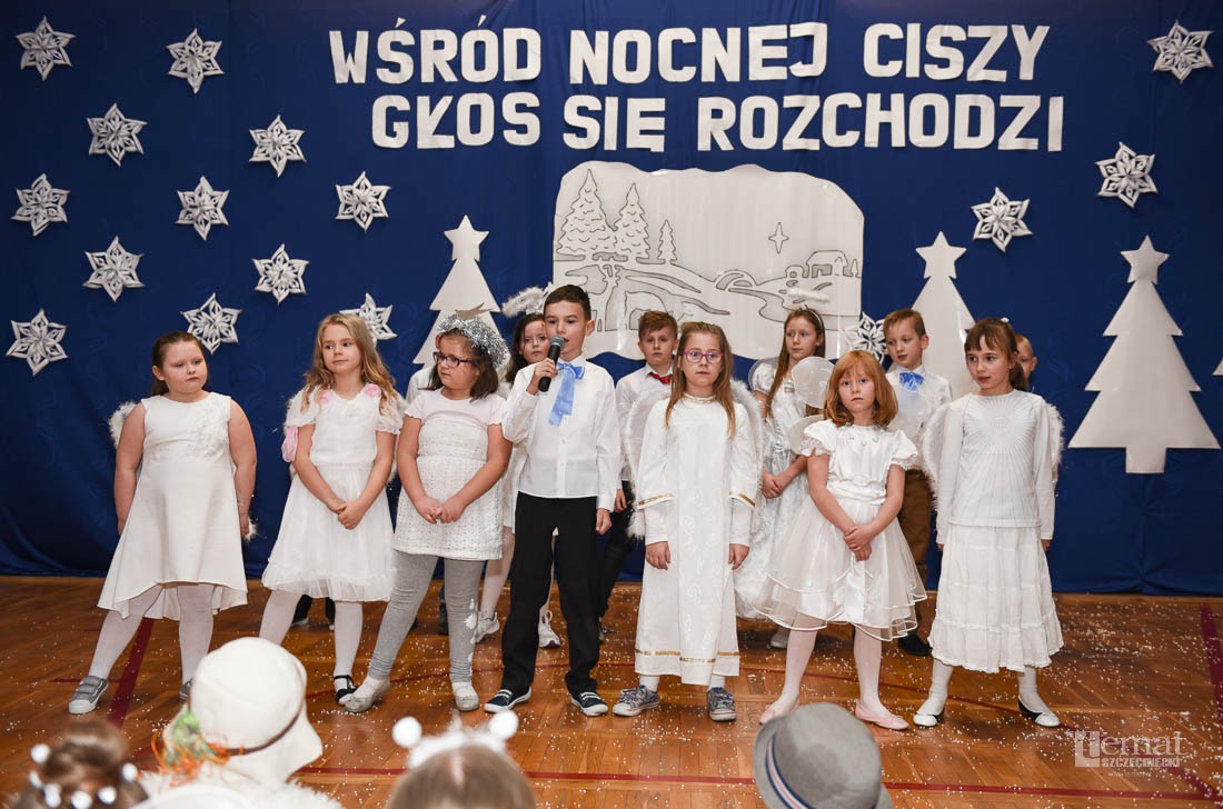 Kolędowanie w SP4