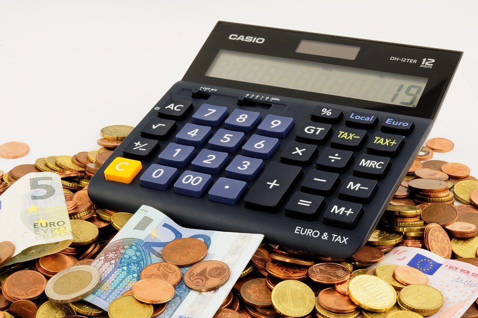 Korzyści wynikające z korzystania z usług firm oferujących doradztwo podatkowe