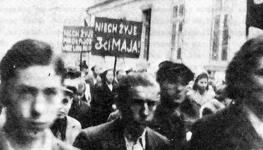 Sondaż: Młodzi nie znają lokalnych bohaterów historii, ale są za zmianami
