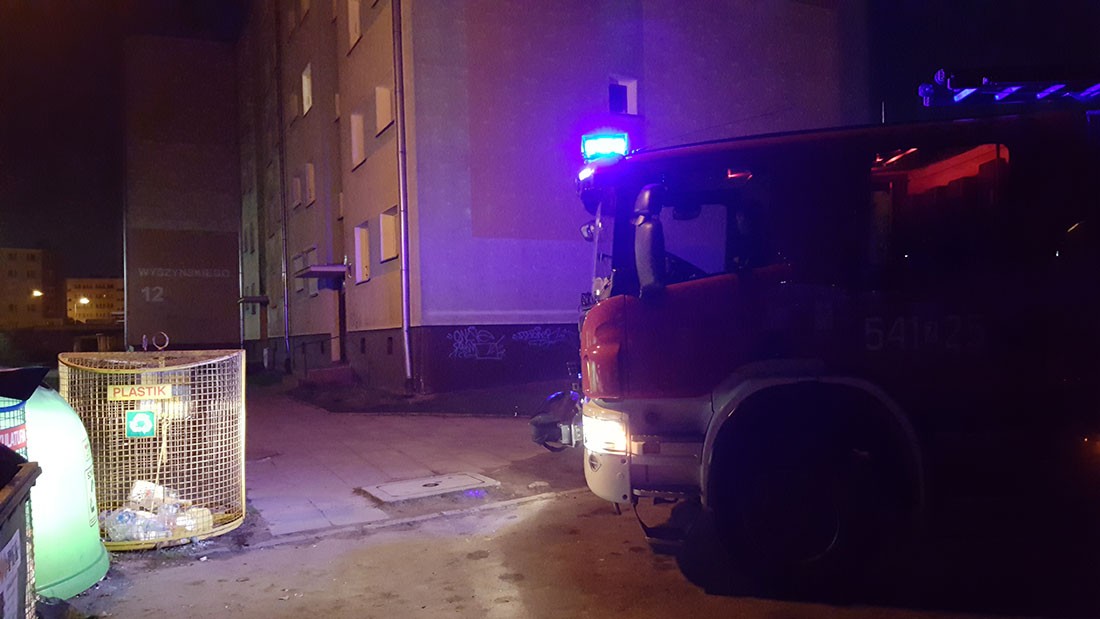 Przebicie prądu w pobliżu rury z gazem