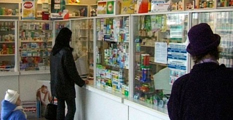 Strach przed grypą: maseczek nie ma, szczepionka jest