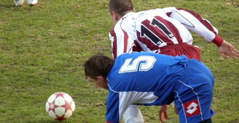  III liga : Darzbór na kolanach. Zawieszona licencja (aktualizacja)