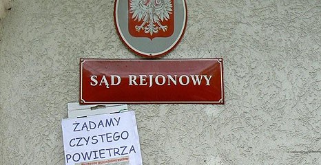 Zażądali zmiany sędziego – koncern się broni