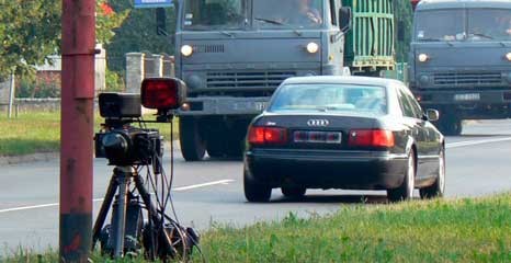 Fotoradar zarabia aż miło – półrocze za blisko 700 tysięcy złotych