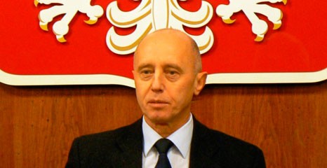  Jerzy Hardie - Douglas zdobył 63,5 % głosów