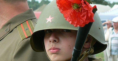 Militarna uczta w Bornem Sulinowie - na czołgu i w uazie