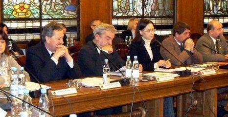 Koniec wakacji – radni do pracy