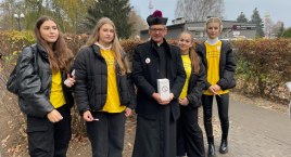 Kwesta na cmentarzach. Mieszkańcy hojnie wsparli hospicjum