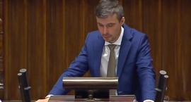 Re:Poseł Lubczyk do ministra Macierewicza: Czy jest Pan patologicznym kłamcą?