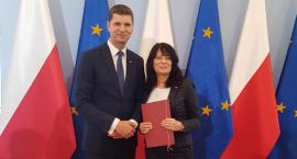 Joanna Pawłowicz z honorowym tytułem Profesora Oświaty