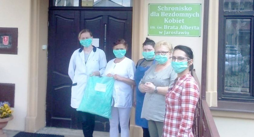 3 tysiące maseczek dla szpitala, domu dziecka, schronisk i DPS-ów