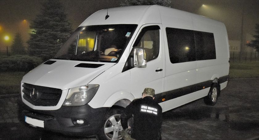 Mercedes z usuniętymi numerami zatrzymany na granicy 