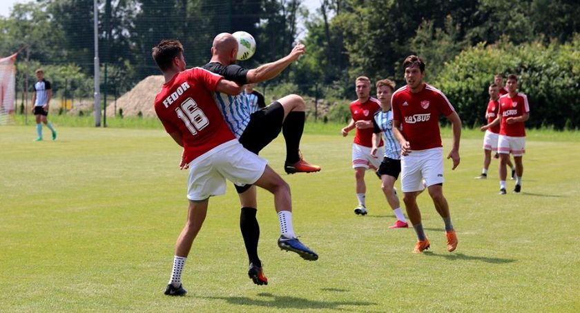 III liga - kiedy i z kim zagrają nasi trzecioligowcy?