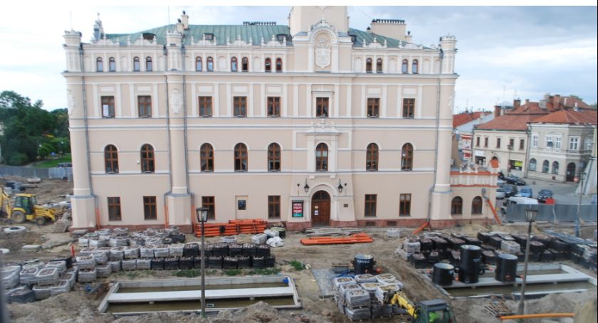 Uwaga, zmiana organizacji ruchu w obrębie Rynku 