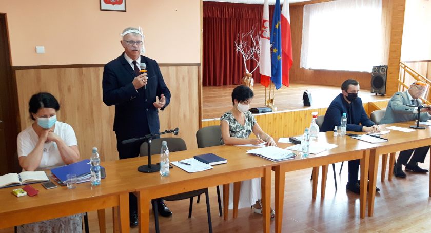 Ktoś się podszywa pod radnych i pisze donosy 