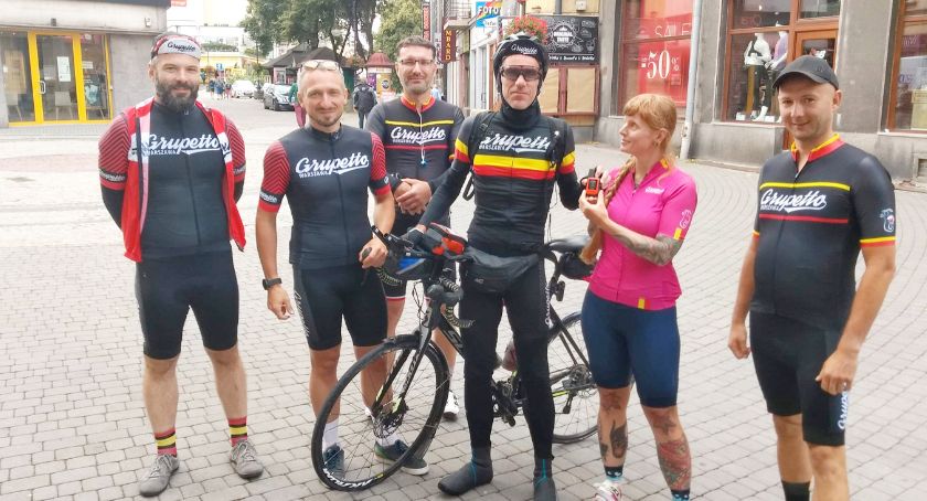 Zachowaj 1,5 metra, wyprzedzając rowerzystę. Podziel się szosą – apelują rowerzyści Grupetto 