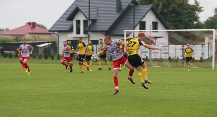 III i IV liga. Wysoka przegrana Wiązownicy 