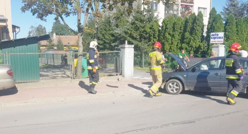 Zderzenie nissana i volkswagena. 16-latek za kierownicą, ranna 9-latka