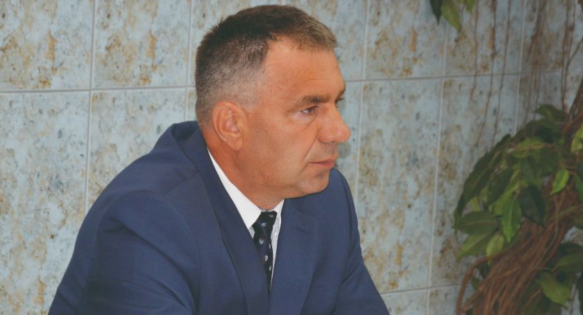 Wójt Szylar cenzuruje listy adresowane do radnych? Adresowany imiennie list miał  pieczątkę urzędu gminy 