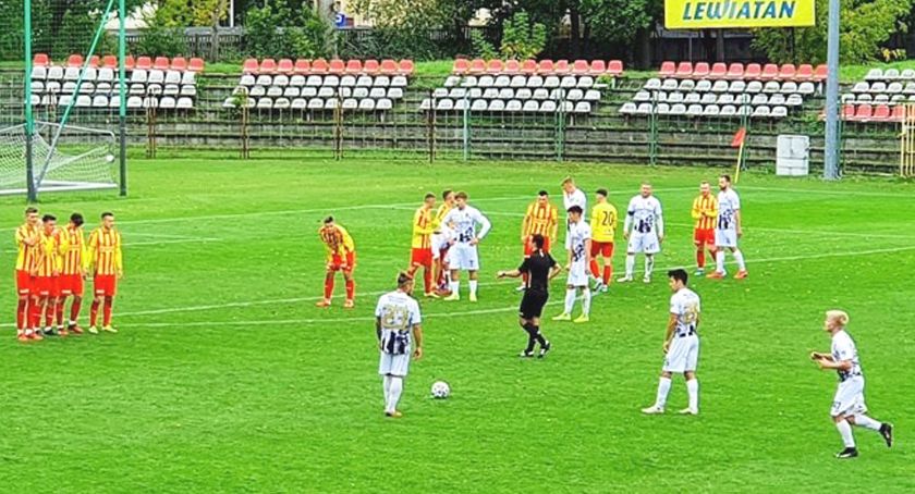 PIŁKA NOŻNA III i IV liga   Wólczanka na plus, reszta przegrywa