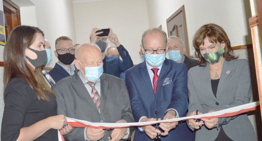 Poseł Wiesław Buż (SLD) otworzył biuro w Jarosławiu 