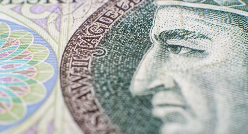Pożyczka ratalna: kiedy będzie korzystniejsza od kredytu gotówkowego?
