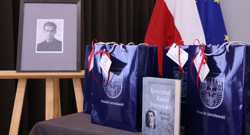   Konkurs o K.K. Baczyńskim rozstrzygnięty