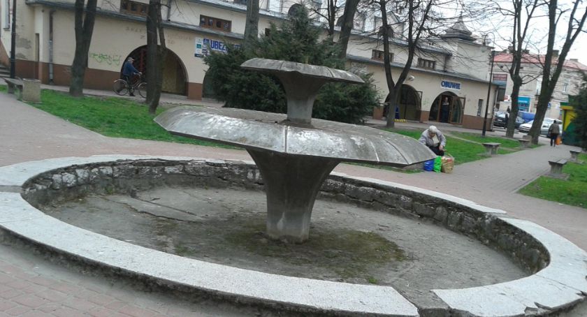 Fontanna w Radymnie wymaga remontu 